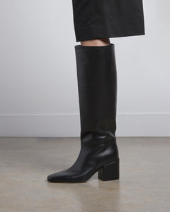 Alma Knee, Black Alma dear-frances 