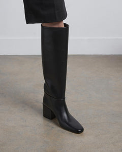 Alma Knee, Black Alma dear-frances 